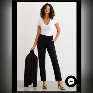 Dynamite V-neck Short-sleeved White Bodysuit